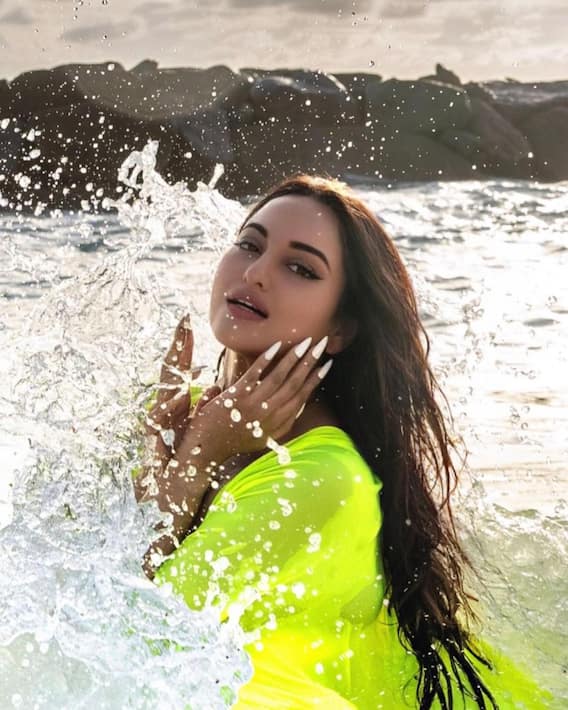 Sonakshi Sinha Oozes Oodles Of Oomph As She Sets Fire In Water With ...