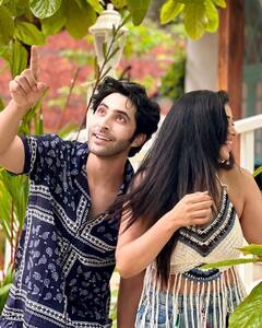 गोवा में किसके साथ चिल कर रही हैं Shweta Tiwari? यूजर ने फोटो में नोटिस कर ली ऐसी चीज़