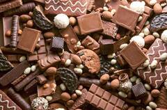 World Chocolate Day:  ਕੀ ਤੁਸੀਂ ਜਾਣਦੇ ਹੋ ਕਿ ਬਾਜ਼ਾਰ 'ਚ ਕਿੰਨੇ ਤਰ੍ਹਾਂ ਨਹੀਂ ਵਿਕਦੀਆਂ ਨੇ ਚਾਕਲੇਟਾਂ? ਜੇ ਨਹੀਂ ਤਾਂ ਜਾਣੋ ਇਸ ਦੀਆਂ ਖ਼ਾਸ ਕਿਸਮਾਂ ਬਾਰੇ