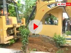 मध्य प्रदेश: आदिवासी युवक पर पेशाब करने वाले आरोपी पर एक्शन, घर पर चला बुलडोजर