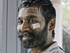 D50 : இதற்குத்தான் தனுஷ் மொட்டை போட்டாரா? சொல்லாமல் கொள்ளாமல் நடந்த டி50 பட பூஜை!