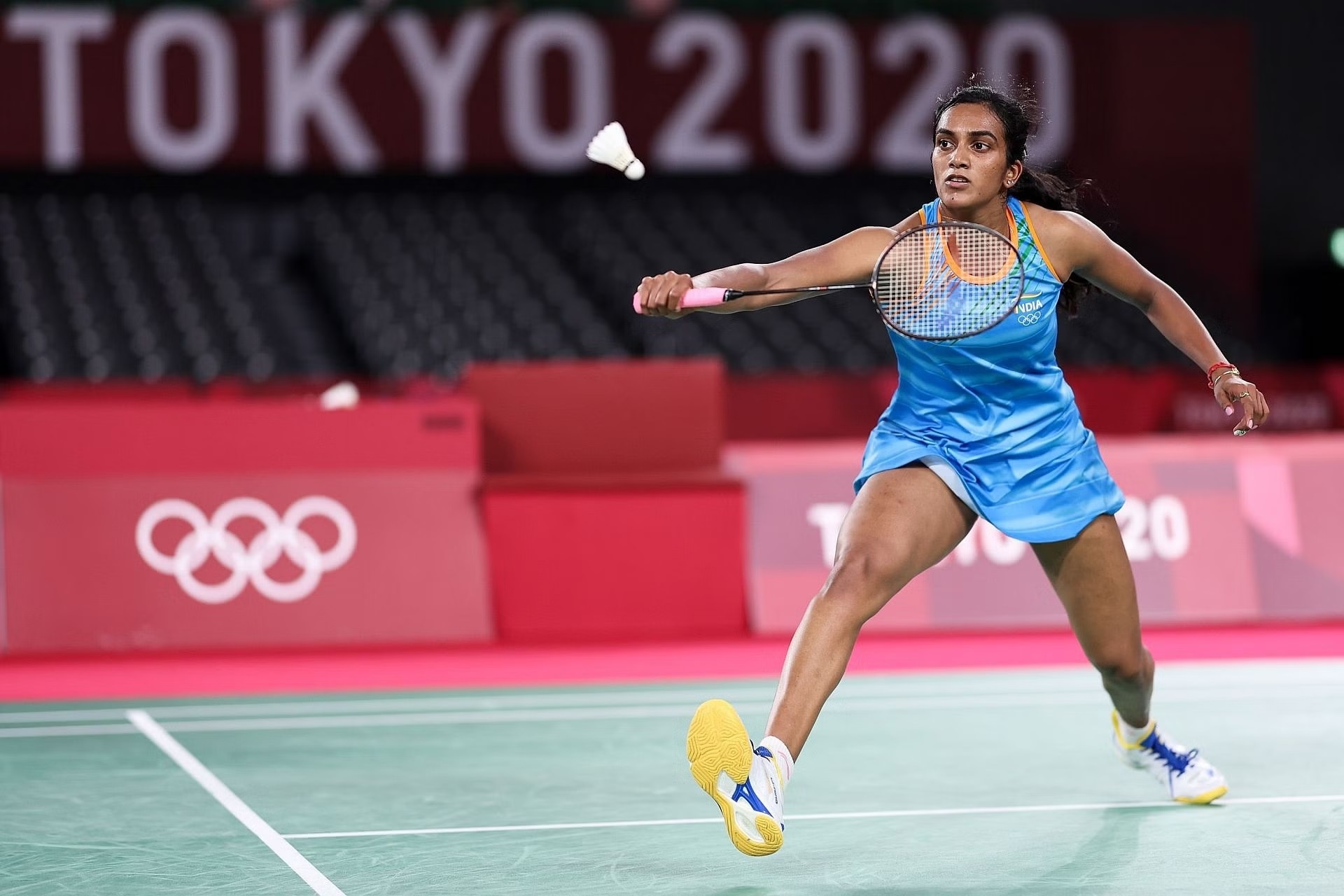 PV Sindhu Birthday: સક્સેસ માટે છોડી દીધો હતો ફોન, બેડમિન્ટન સ્ટાર પીવી સિન્ધુની આ 3 વાતોએ તેને પહોંચાડી ટૉપ પર.......