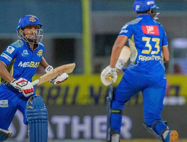 பின்னர் களமிறங்கிய வி. ஆதித்தியா அவருடைய பங்களிப்பை கொடுத்தார். 20 ஓவர் முடிவில் 5 விக்கெட் இழப்பிற்கு 160 ரன்கள் எடுத்திருந்தது மதுரை அணி.