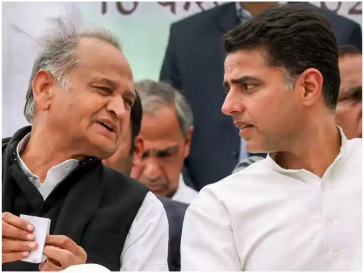 Gehlot-Pilot tussle in election year, trouble for party, important meeting in Delhi tomorrow