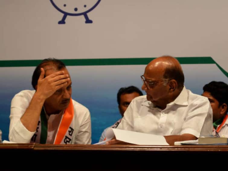 12 MLAs, 4 MPs Reach YB Chavan Centre To Back Sharad Pawar As Fight For NCP Intensifies Maharashtra Drama Hots Up: Here's Who Is Supporting Whom In Pawar Vs Pawar War
