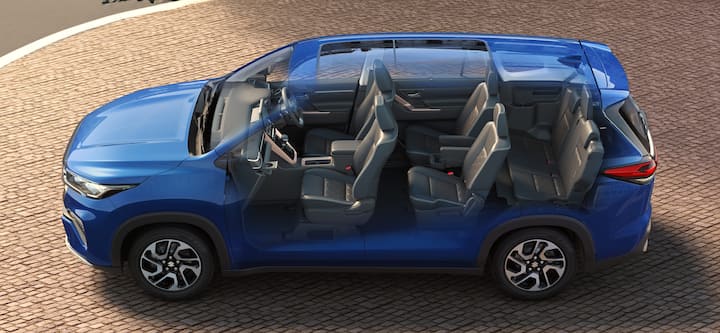 मारुति सुजुकी इन्विक्टो एमपीवी कंपनी की सबसे महंगी कार बन गयी, जिसे 24.79 लाख रुपये एक्स-शोरूम से लेकर 28.42 लाख रुपये एक्स-शोरूम तक की कीमत में ख़रीदा जा सकता है.