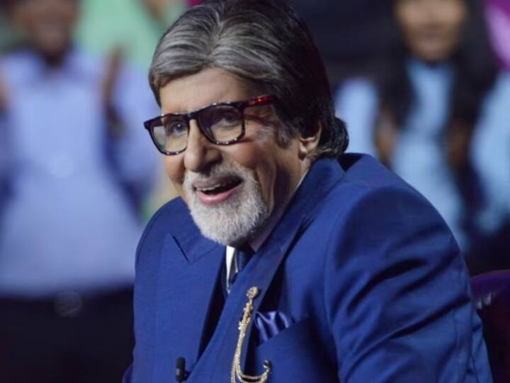 बॉलीवुड के 'बिग बी' अमिताभ बच्चन भी फिल्म एक्टर्स में से ज्यादा टैक्स देने वाले शख्स में से हैं. रिपोर्ट्स के मुताबिक वित्त वर्ष 2018-19 में शहंशाह ने 70 करोड़ रुपये का भारीभरकम टैक्स अदा किया था.