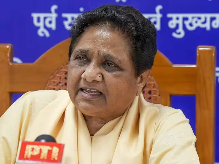 Mayawati Demands Demolition Of Properties Belonging To Man Who Urinated On Tribal Labourer In MP Mayawati Demands Demolition Of Properties Of Man Who Urinated On Tribal Labourer In MP