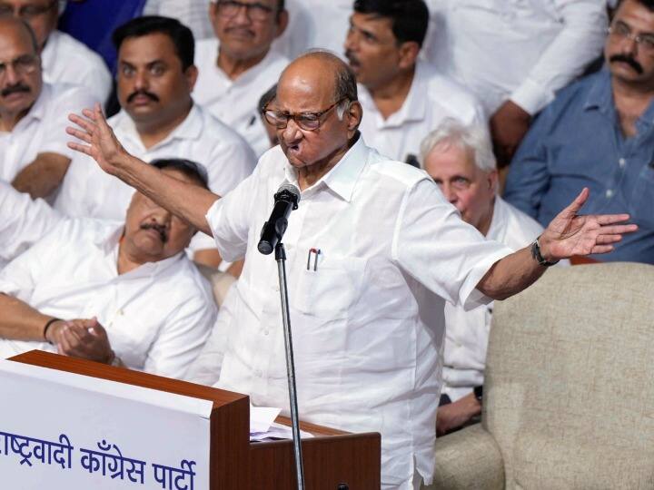 Sharad Pawar objected to the use of his picture joining hands with BJP leads to political devastation Maharashtra: शरद पवार ने भतीजे अजित पवार के गुट को किया आगाह, कहा- 'BJP से हाथ मिलाने वाला...'