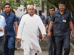 क्या नीतीश एक बार फिर पारी बदलने की तैयारी में हैं? सीक्रेट मीटिंग से उठे सवाल