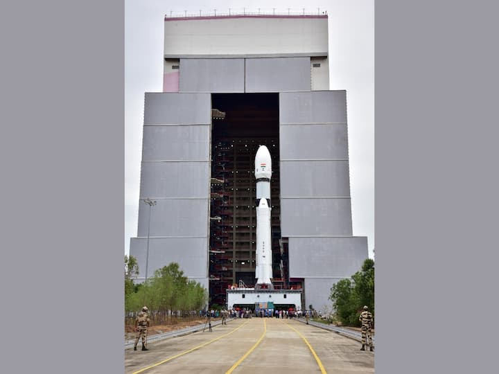 Chandrayaan-3 is the succeeding mission to Chandrayaan-2. The primary objective of the Moon mission is to put a lander and a rover on the Moon's highlands near its south pole, and to demonstrate end-to-end landing and roving capabilities. (Photo: Twitter/@ISRO)