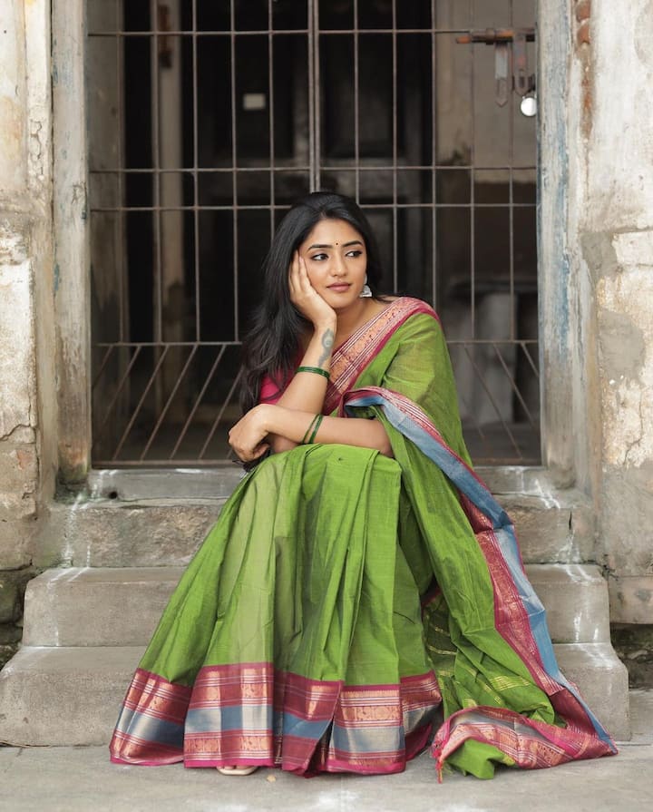 ఎన్టీఆర్ నటించిన 'అరవింద సమేత' లో సెకండ్ హీరోయిన్ గాను మెప్పించింది. ప్రస్తుతం తెలుగు తో పాటు ఇతర భాషల్లో సినిమాలు చేస్తోంది.