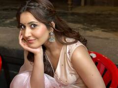 Raashii Khanna: 'விளம்பர இடைவெளி மாலையில் உன் திருமுகம் திறக்கின்ற வேளையில்' இன்ஸ்டாவை பற்ற வைக்கும் ராஷி கண்ணாவின் க்ளிக்ஸ்!