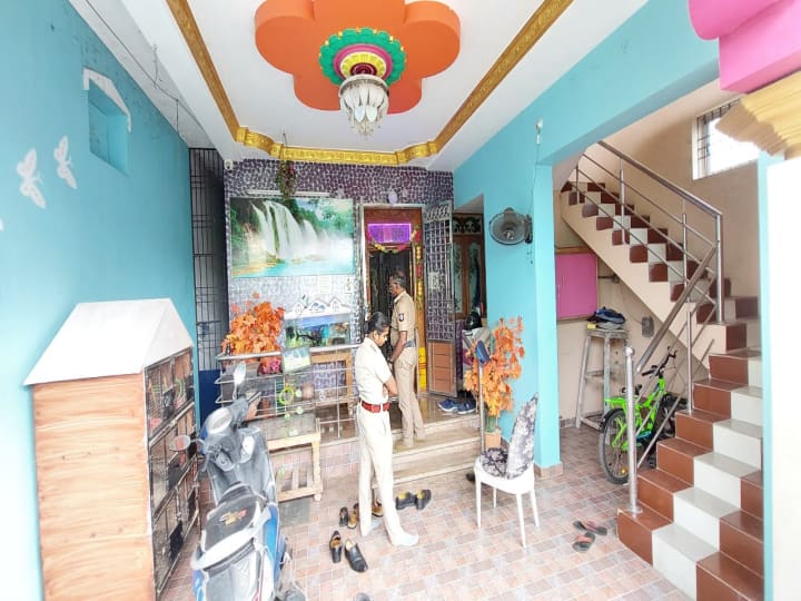 IFS Scam Ongoing Raid in Kanchipuram Important Documents Caught Know Details TNN IFS Scam: ஐஎஃப்எஸ் மோசடி விவகாரம்: காஞ்சிபுரத்தில் தொடரும் சோதனை; முக்கிய ஆவணங்கள் சிக்கியதா..?