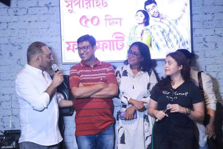 এছাড়াও ছিলেন, Khnada Bhattacharya, সুচিস্মিতা চক্রবর্তী (Shuchismita Chakroborty), পারমিতা মল্লিক (Paramita Mallick)-রা।