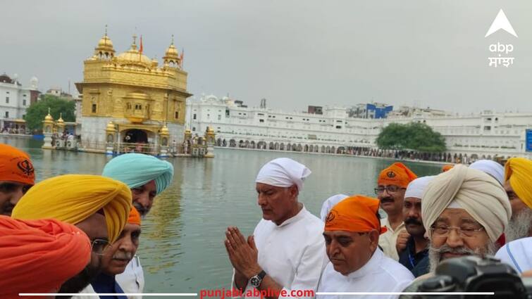 Sunil Jakhar paid obeisance to Sri Darbar Sahib silence broken on alliance with Akali Dal Amritsar News: ਸ੍ਰੀ ਦਰਬਾਰ ਸਾਹਿਬ ਨਤਮਸਤਕ ਹੋਏ ਸੁਨੀਲ ਜਾਖੜ, ਅਕਾਲੀ ਦਲ ਨਾਲ ਗਠਜੋੜ 'ਤੇ ਤੋੜੀ ਚੁੱਪੀ