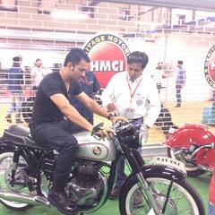 Happy Birthday MS Dhoni: 42वां जन्मदिन मना रहे एमएस धोनी, तस्वीरों में देखिए फॉर्म हाउस और बाइक्स कलेक्शन