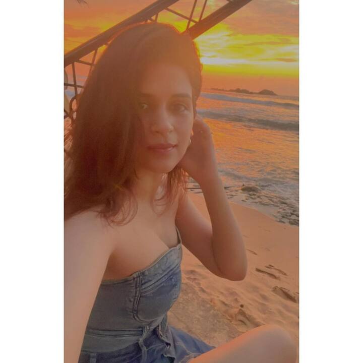 తెలుగుతో పాటు ఇతర భాషల్లోనూ నటిస్తోంది శ్రద్దా.