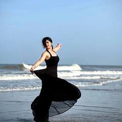 Karthika Deepam Amulya Gowda Photos: సముద్రం ఒడ్డున చిల్ అవుతోన్న కార్తీకదీపం అమూల్య!