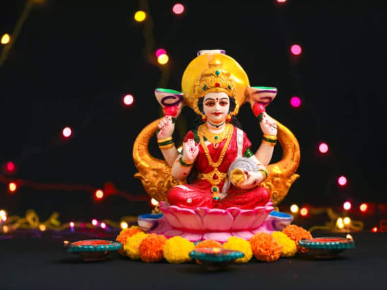 do these things on friday to get goddess lakshmi blessings and shukradeshe Friday Tips For Luck: శుక్రవారం ఇలా చేస్తే సంప‌ద‌తో పాటు ఆనందానికి లోటుండ‌దు