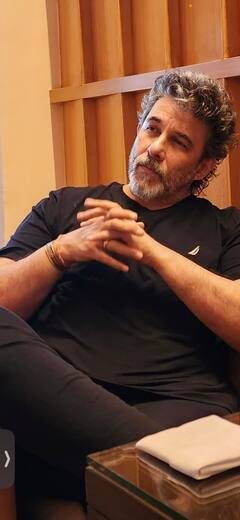 अपनी पत्नी मानकर सालों किसी और के साथ रहते रहे 'आशिकी' एक्टर, जब सच पता चला तो पैरों तले खिसक गई जमीन