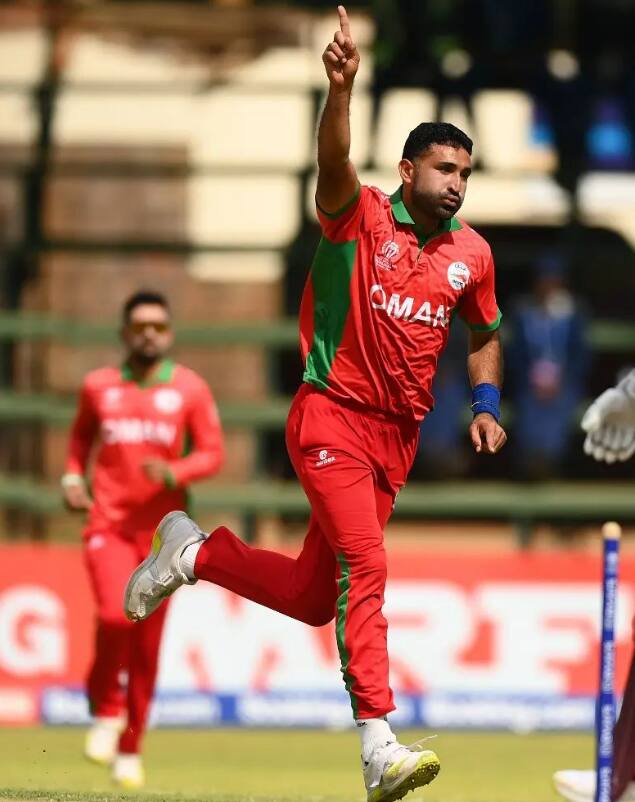 33.4 ஓவரில் வெஸ்ட் இண்டீஸ் அணி 3 விக்கெட்டுக்கு 222 ரன்கள் எடுத்து வெற்றி பெற்றது. இந்த வெற்றியின் மூலம் மற்ற அணிகளுக்கு எந்த வித பாதிப்பும்  ஏற்படாது என்பதும் குறிப்பிடத்தக்கது.