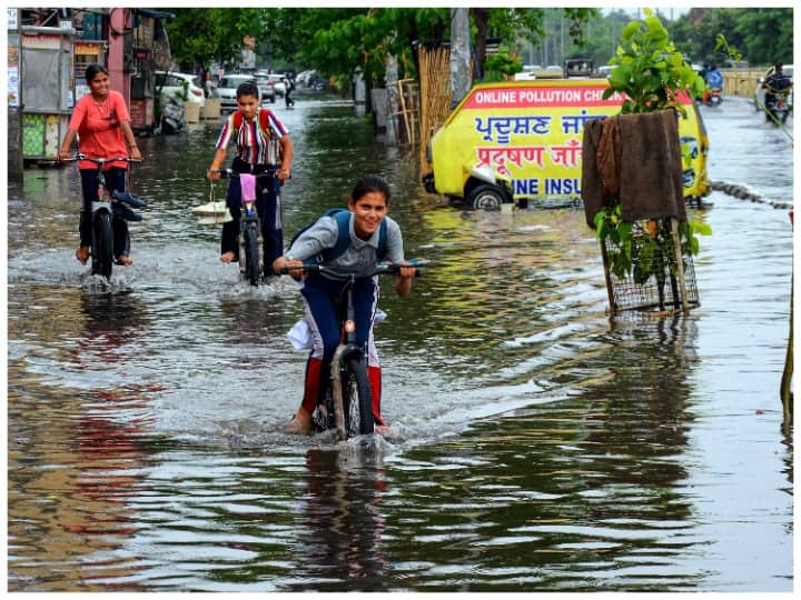 Weather Update Today 6 july Haryana Punjab imd forecast Heatwave alert chandigarh gurugram karnal amritsar patiala ka Mausam Punjab Weather Today: हरियाणा-पंजाब में झमाझम बरसे बादल, 4 दिन तक येलो अलर्ट, इन जिलों में होगी भारी बारिश