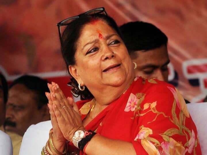 Vasundhara Raje Kota Visit Gets cancelled as she leaves or Delhi Via Road Ahead of Rajasthan Elections 2023 Ann Rajasthan: पूर्व मुख्यमंत्री वसुंधरा राजे का कोटा दौरा रद्द, कार से दिल्ली के लिए हुईं रवाना, जानें मामला
