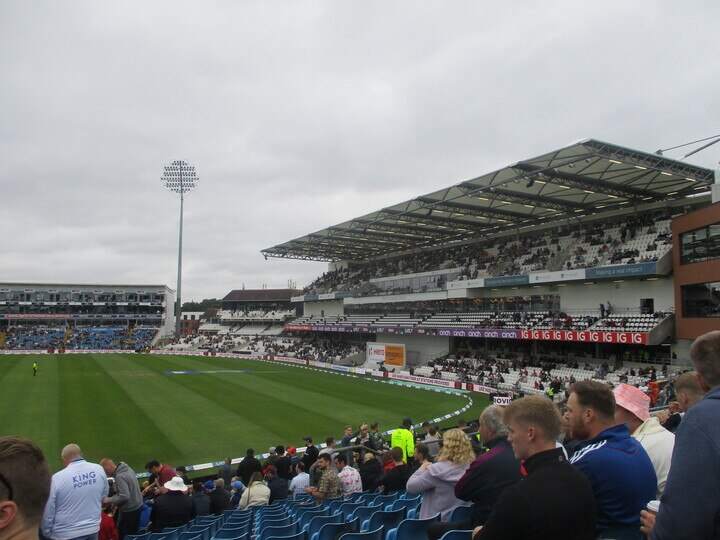 Ashes 3rd Test: ஏற்கனவே நெருப்பாக எரியும் ஆஷஸ்… பரபரப்பான லீட்ஸ் மைதானத்தில் 3வது டெஸ்ட் போட்டி… தொடரை வெல்லுமா ஆஸ்திரேலியா?