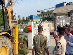 बिहार में BJP एमएलसी के यहां चल गया नीतीश सरकार का बुलडोजर, CO ने कहा- दिया गया था नोटिस