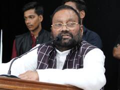 पेशाब कांड पीड़ित के CM शिवराज ने धोए पैर, स्वामी प्रसाद मौर्य बोले- डर से मांगनी पड़ी माफी