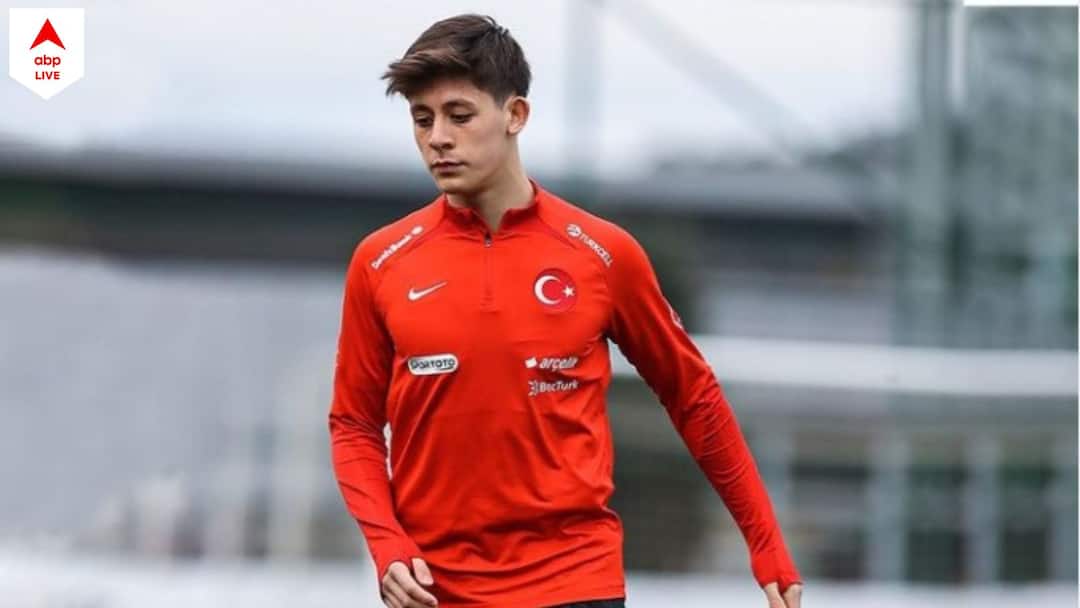 Real Madrid will soon complete deal to sign 18-year-old Fenerbahce prodigy Arda Guler, a target for Barcelona, for €20 million Real Madrid: বার্সেলোনার মুঠো থেকে নতুন মেসিকে ছিনিয়ে আনল রিয়াল মাদ্রিদ, চুক্তি কার্যত পাকা