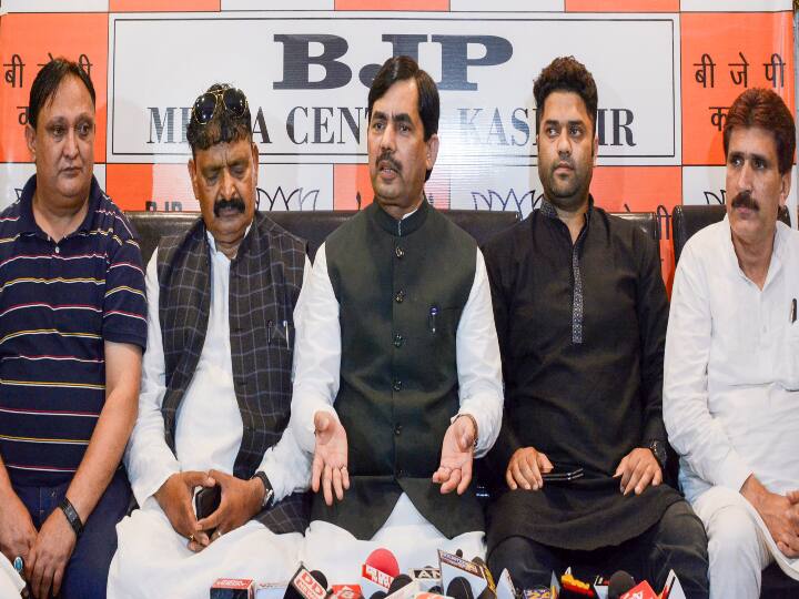 Shahnawaz Hussain advocated Uniform Civil Code, said- UCC is not going to interfere in any religion
