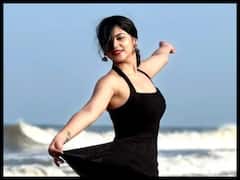 Karthika Deepam Amulya Gowda Photos: సముద్రం ఒడ్డున చిల్ అవుతోన్న కార్తీకదీపం అమూల్య!