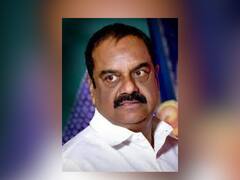 कोल्हापूर जिल्ह्यात शिवसेना ठाकरे गट फुटीच्या उंबरठ्यावर? स्वतःच्याच जिल्हाध्यक्षांविरोधात उघडली मोहीम