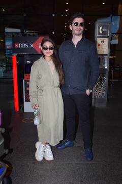 ना मांग में सिंदूर ना हाथों में चूड़ा, पति माइकल संग शादी के बाद पहली बार इस लुक में ऩजर आईं Sreejita De