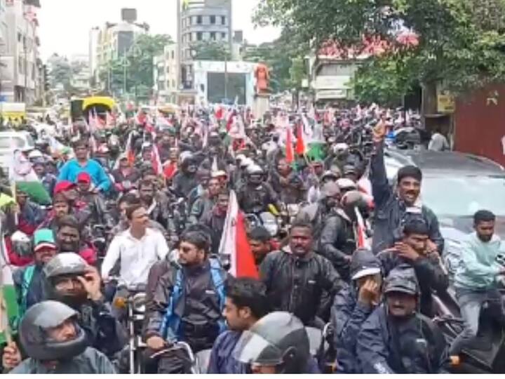 कॅबिनेट मंत्रिपदाची शपथ घेतल्यानंतर हसन मुश्रीफ आज कोल्हापुरात पोहोचले.