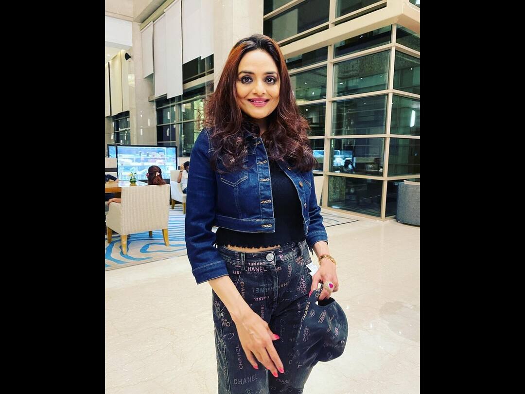 I Have No Interest In Playing Ajay Devgn's Mother: Madhoo On Ageism In Bollywood, Quitting Industry At The Peak Of Her Career I Have No Interest In Playing Ajay Devgn's Mother: Madhoo On Ageism In Bollywood, Quitting Industry At The Peak Of Her Career