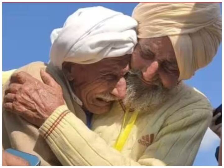 brothers met after 75 years now separated from each other forever,  know the whole matter Punjab: 75 साल बाद मिले पाकिस्तानी और हिन्दूस्तानी भाई अब हमेशा के लिए हो गए दूर, जानिए क्या है पूरा मामला