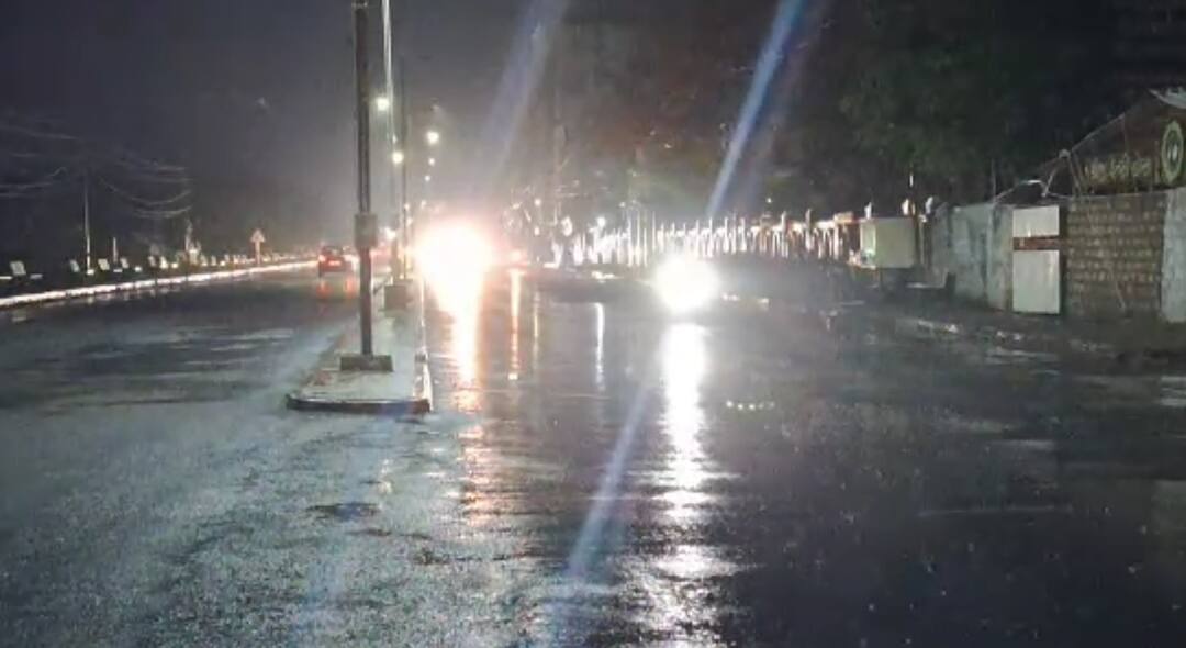 RAIN: more than 4 inches rainfall in porbandar in last 24 hours, rain updates with Imd RAIN: પોરબંદરમાં મેઘો મહેરબાન, 4 ઇંચ વરસાદથી લોકોને ઉકળાટથી રાહત મળી....