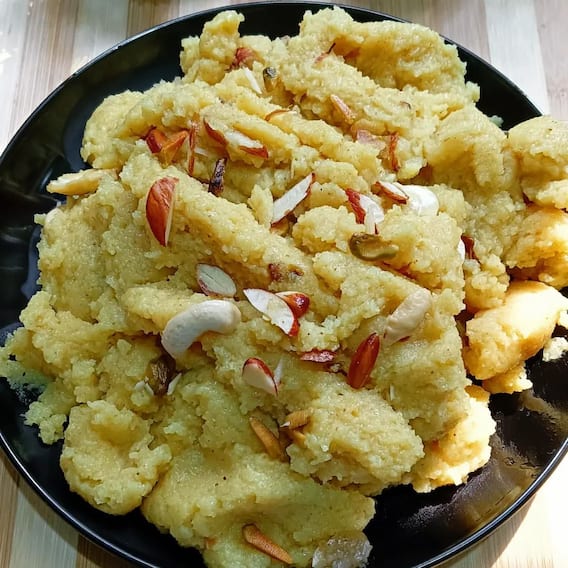 Sawan Special: सोमवार व्रत के लिए झटपट बनाएं काजू का हलवा...यहां जानें रेसिपी