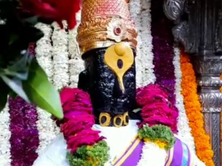 Pandharpur News vitthal rukmini temple Prakshahal puja of shree vitthal rukmini after ashadhi wari Pandharpur : 18 दिवसानंतर विठुरायाचे राजोपचार सुरु, देवाचा थकवटा दूर करण्यासाठी आज होणार प्रक्षाळ पूजा 