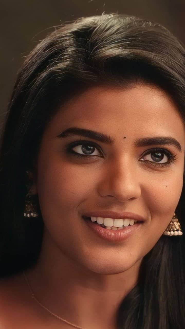 சென்னையில் நடைப்பெற்ற ஒரு நிகழ்ச்சியில் இதன் காரணம் குறித்து கேட்ட போது “காக்கமுட்டை பார்த்துவிட்டு பலரும் என்னை பாராட்டினார்கள் ஆனால் முன்னணி நடிகர்கள் யாரும் எனக்கு நடிக்க வாய்ப்பு தரவில்லை” என்று கூறினார்.