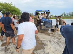 Rahul Gandhi In Sonipat: सुबह-सुबह अचानक किसानों के बीच पहुंचे राहुल गांधी, खेतों में रोपी धान, ट्रैक्टर भी चलाया