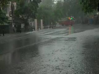 Weather: தமிழ்நாடு, புதுச்சேரியில் அடுத்த 5 தினங்களுக்கு மழை... எந்தெந்த பகுதிகளில்? சென்னை நிலவரம் என்ன?
