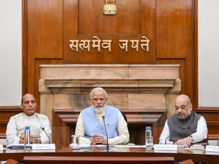 Narendra Modi Cabinet Reshuffle Story 5 ministers who strengthened after 2014 May Removed abpp वो 5 मंत्री, जो 2014 के बाद मोदी कैबिनेट में फेरबदल से मजबूत हुए; अब कुर्सी पर संकट