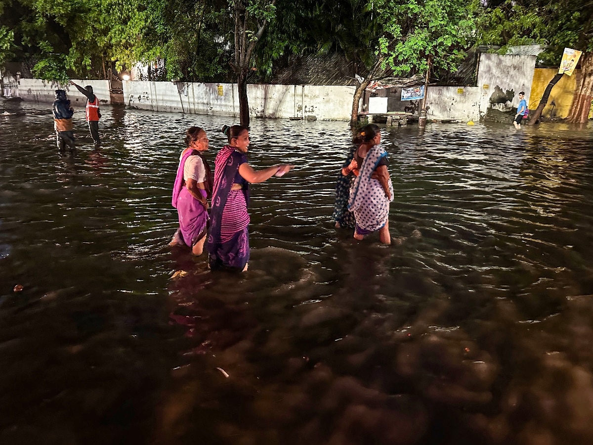 Weather Update : દેશભરમાં વરસાદથી હાહાકાર, આગામી 5 દિવસ ભારે, અનેક રાજ્યોમાં યલો અને ઓરેન્જ એલર્ટ