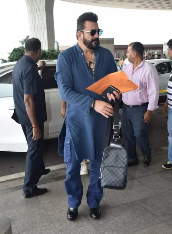 Sanjay Dutt appeared in dark glasses and blue look at the airport, fans liked his handsome look Sanjay Dutt appeared in dark glasses and blue look at the airport, fans liked his handsome look