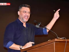 నా కడుపులో కత్తులు దింపిన వారిని క్షమిస్తున్నాను- అక్బరుద్దీన్ ఒవైసీ సంచలనం