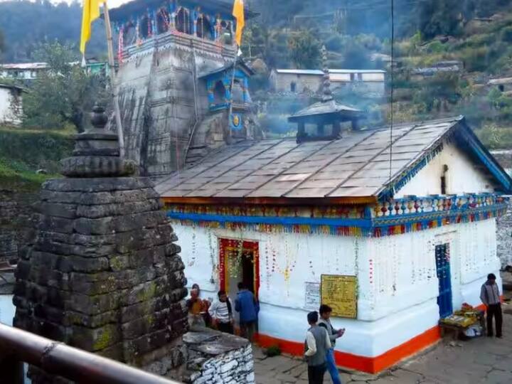 ਜਿਸ ਮੰਦਰ ਵਿਚ ਭਗਵਾਨ ਸ਼ਿਵ ਅਤੇ ਮਾਤਾ ਪਾਰਵਤੀ ਦਾ ਵਿਆਹ ਹੋਇਆ ਸੀ, ਉਹ ਕਿਤੇ ਹੋਰ ਨਹੀਂ ਸਗੋਂ ਉਤਰਾਖੰਡ ਦੇ ਰੁਦਰਪ੍ਰਯਾਗ ਵਿਚ ਤ੍ਰਿਯੁਗੀਨਾਰਾਇਣ ਮੰਦਰ ਵਿਚ ਸਥਿਤ ਹੈ। ਅੱਜ ਵੀ ਇੱਥੇ ਹਰ ਸਾਲ ਹਜ਼ਾਰਾਂ ਲੋਕ ਵਿਆਹ ਕਰਵਾਉਣ ਆਉਂਦੇ ਹਨ।